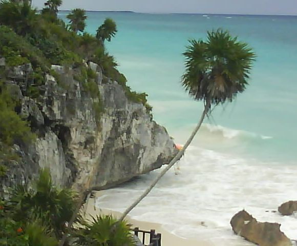 037 Tulum Ruins Beach 12th Feb 2011.jpg